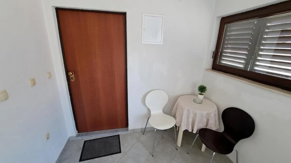 Apartment Mlada Trogir 0*,