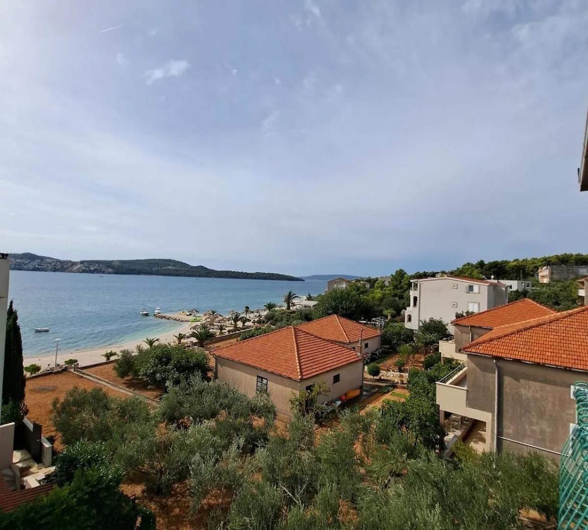 Apartment Mlada Trogir